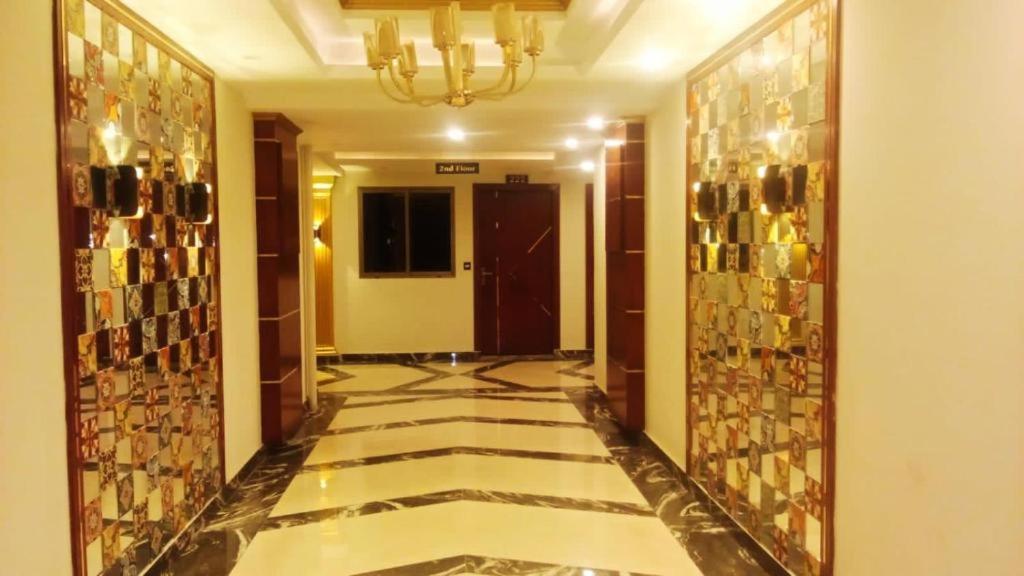 Royal Galaxy Hotel & Residence - Near Islamabad International Airport & Motorway Buitenkant foto