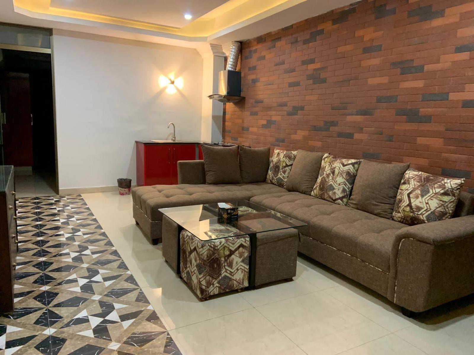 Royal Galaxy Hotel & Residence - Near Islamabad International Airport & Motorway Buitenkant foto